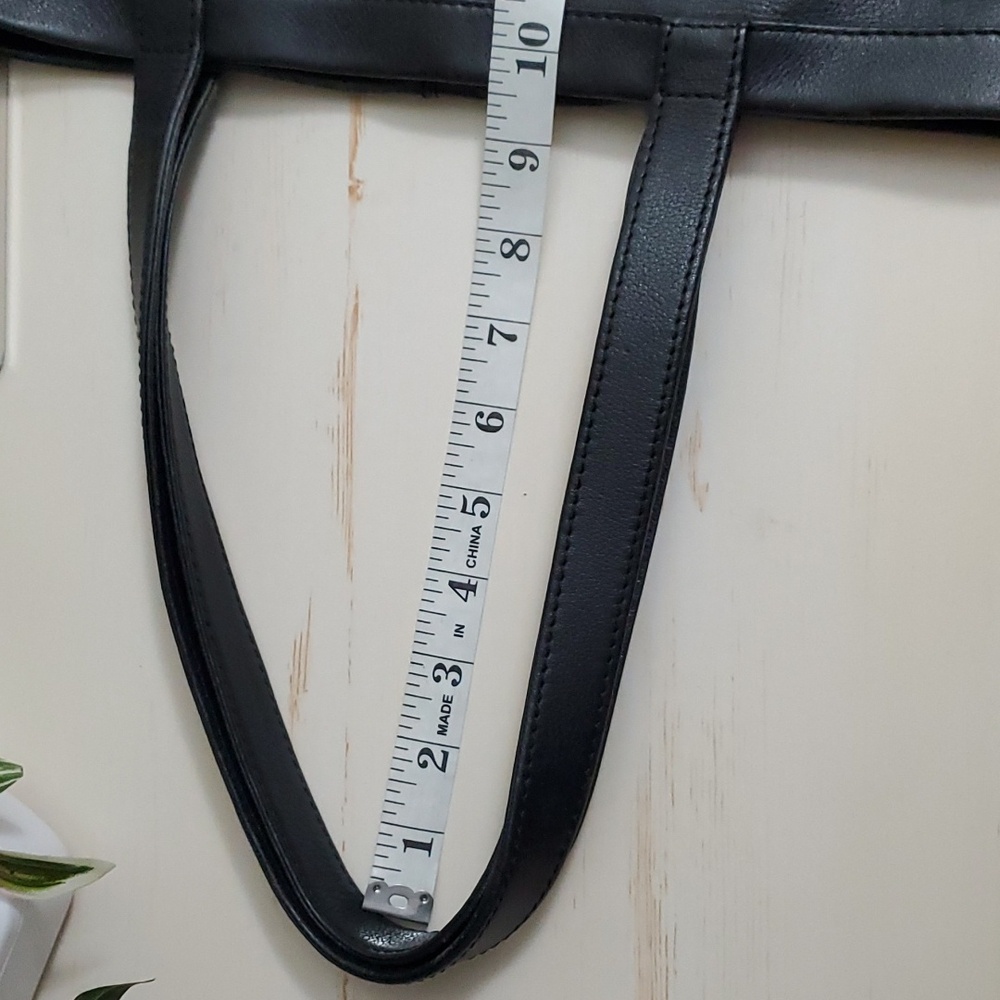 See By Chloé | Black Leather Shoulder Bag - Picture 12 of 12